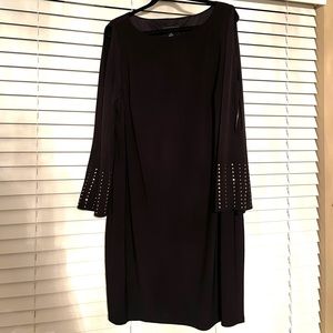 Black dress- sex and the city vibes!